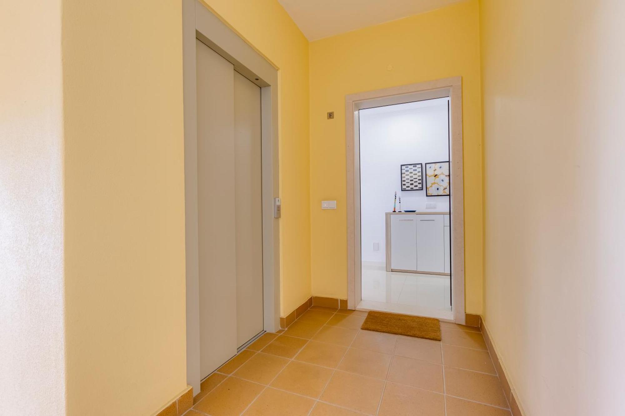 Charming 3 Bedroom Apartment Close To Historic Center-Lagos Exterior photo